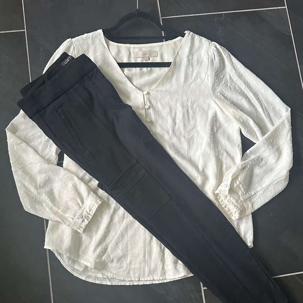 Loft cream blouse (M) and black leggings (6) bundle